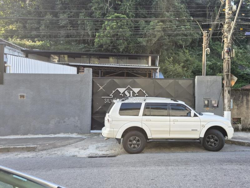 Galpão em Quitandinha - Petrópolis/RJ 