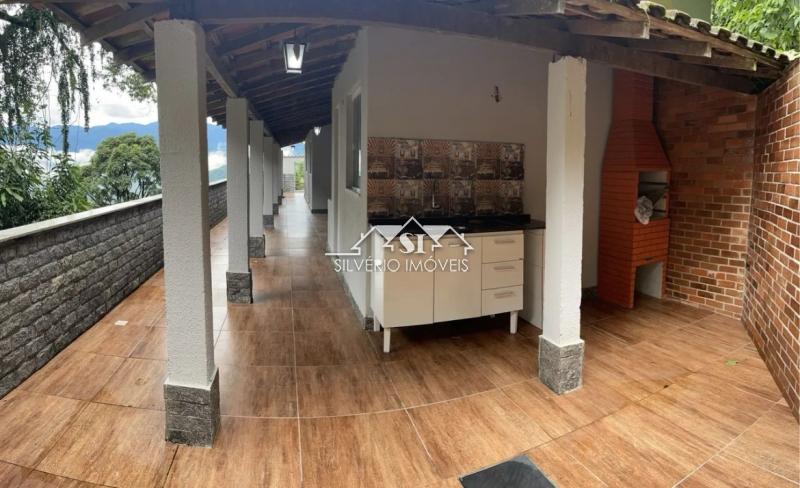 Sítio à venda com 3 quartos, 175m² - Foto 2