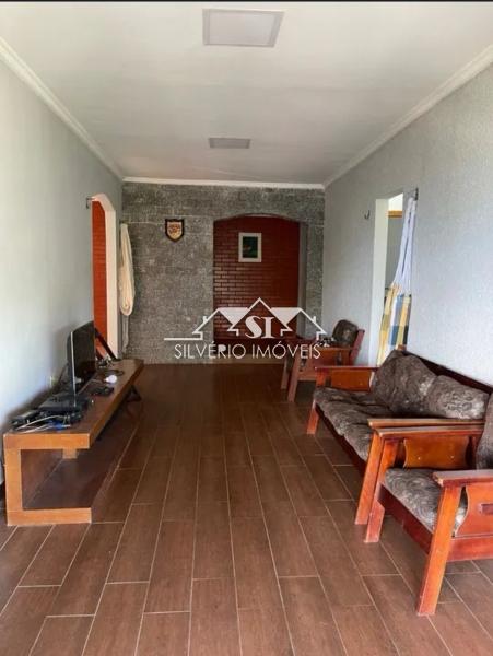 Sítio à venda com 3 quartos, 175m² - Foto 8