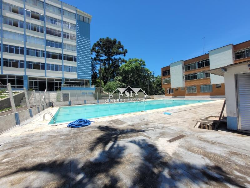 Apartamento à venda com 1 quarto, 40m² - Foto 2