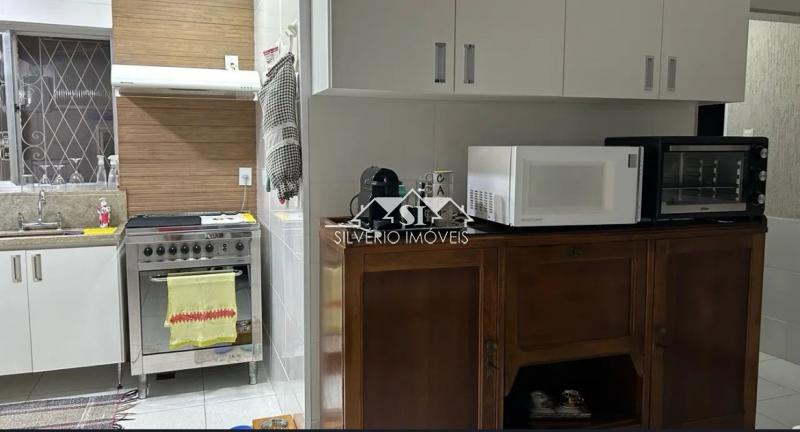 Casa à venda com 3 quartos, 180m² - Foto 12