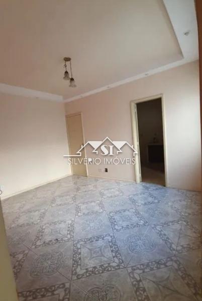 Apartamento para alugar com 2 quartos, 75m² - Foto 2