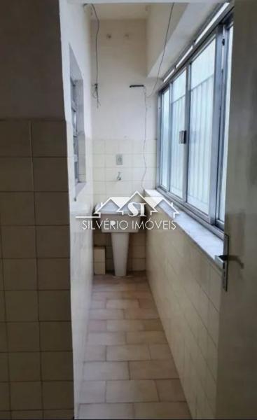 Apartamento para alugar com 2 quartos, 75m² - Foto 7