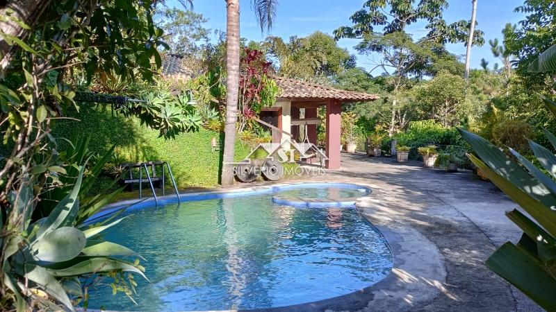 Casa para alugar com 4 quartos, 600m² - Foto 13