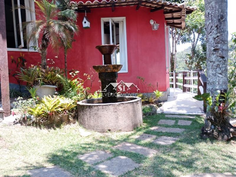 Casa para alugar com 4 quartos, 600m² - Foto 3