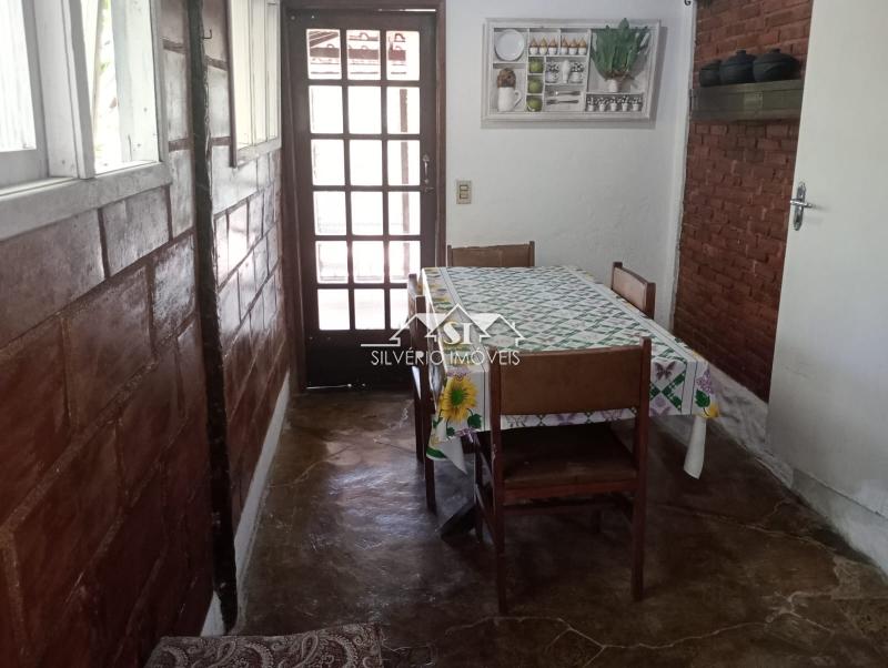 Casa para alugar com 4 quartos, 600m² - Foto 20