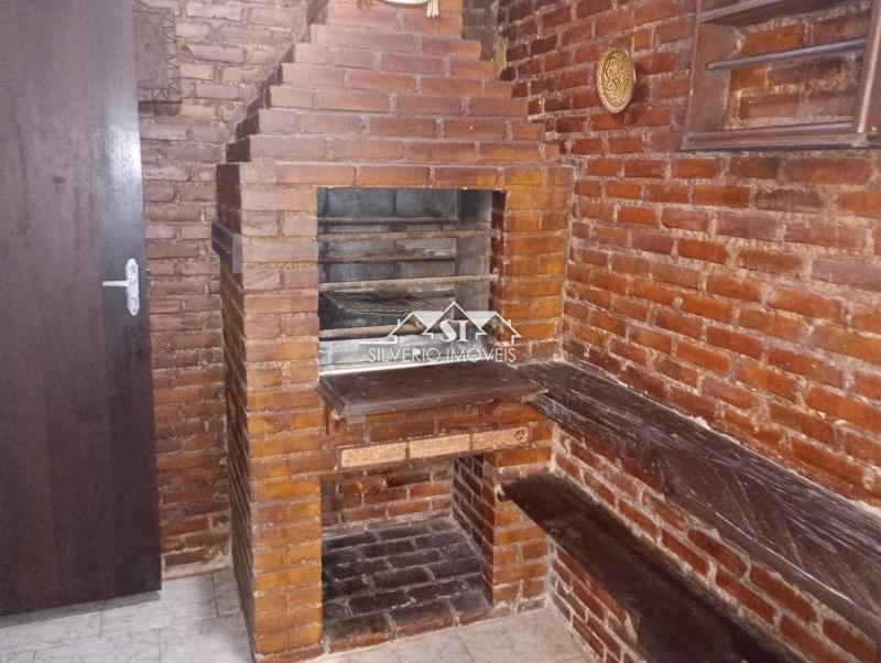 Casa para alugar com 4 quartos, 600m² - Foto 18