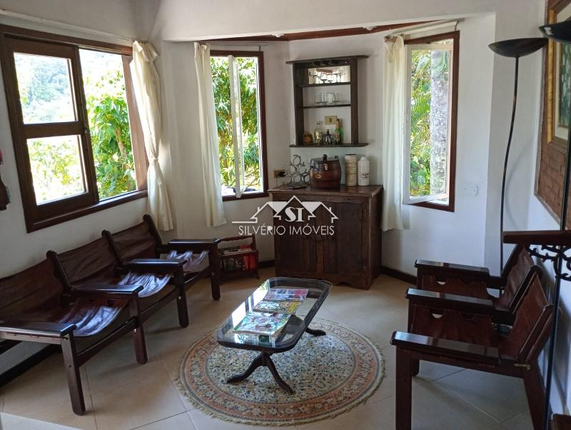 Casa para alugar com 4 quartos, 600m² - Foto 24