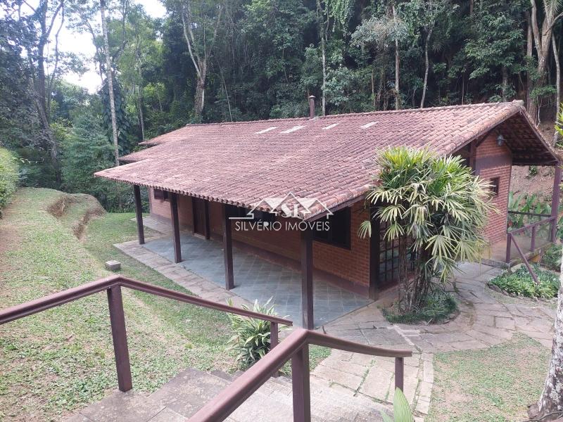 Casa em Corrêas - Petrópolis/RJ  - 4 Quartos