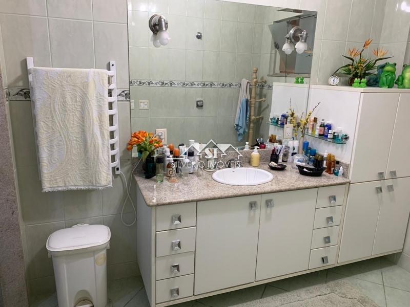 Casa à venda com 4 quartos, 425m² - Foto 13