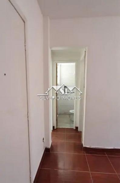 Apartamento à venda com 1 quarto, 50m² - Foto 3