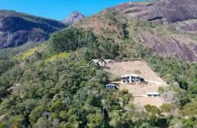 Terreno em Samambaia - Petrópolis/RJ 