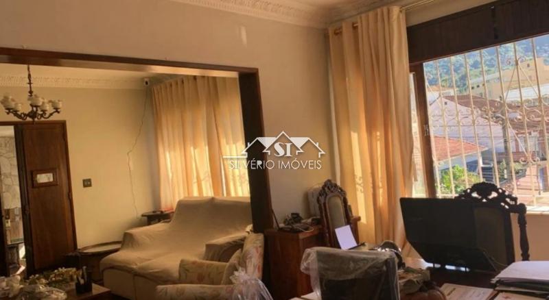 Casa à venda com 4 quartos, 224m² - Foto 9