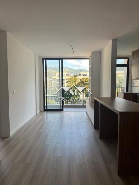 Apartamento em Corrêas - Petrópolis/RJ  - 2 Quartos