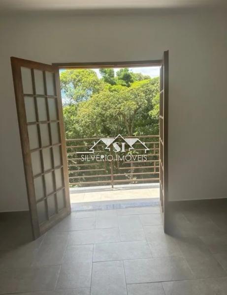 Casa para alugar com 3 quartos, 120m² - Foto 3