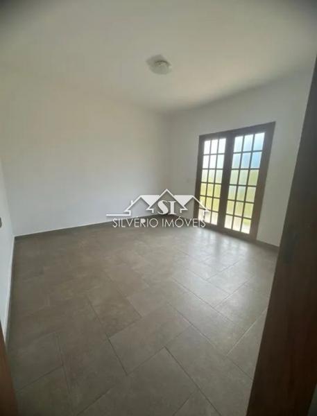 Casa para alugar com 3 quartos, 120m² - Foto 8