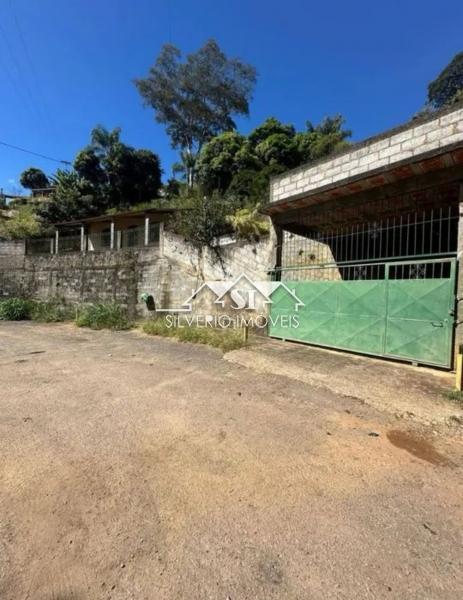 Casa à venda com 2 quartos, 200m² - Foto 7