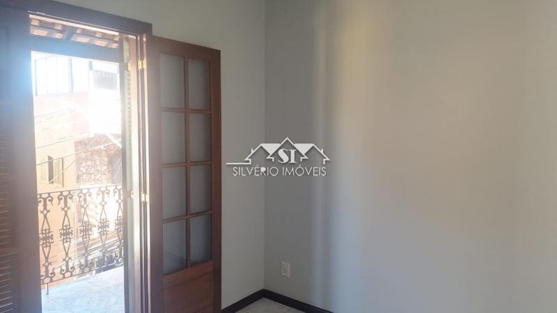 Casa à venda com 2 quartos, 120m² - Foto 14