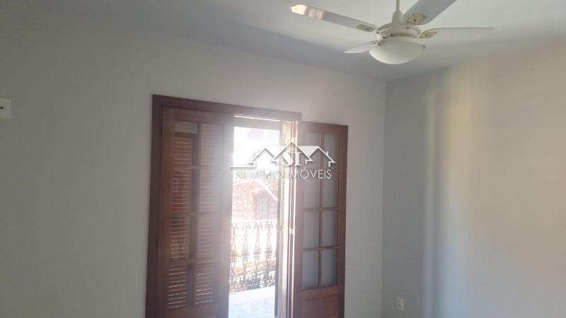 Casa à venda com 2 quartos, 120m² - Foto 15
