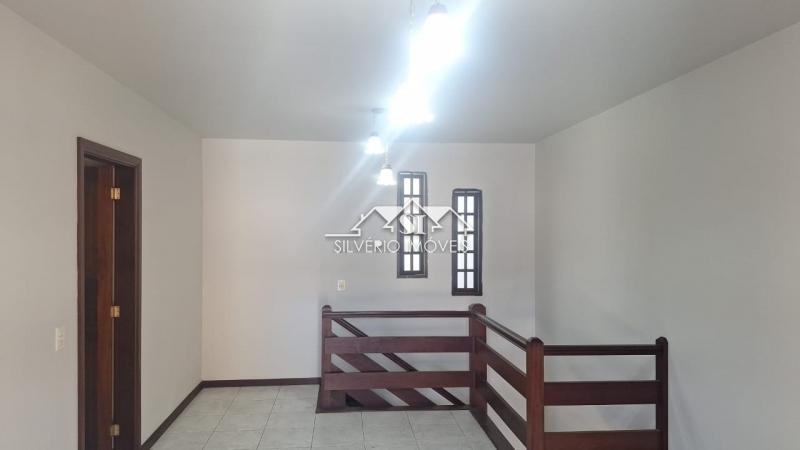Casa à venda com 2 quartos, 120m² - Foto 8