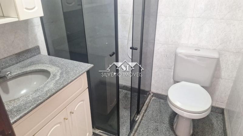 Casa à venda com 2 quartos, 120m² - Foto 27