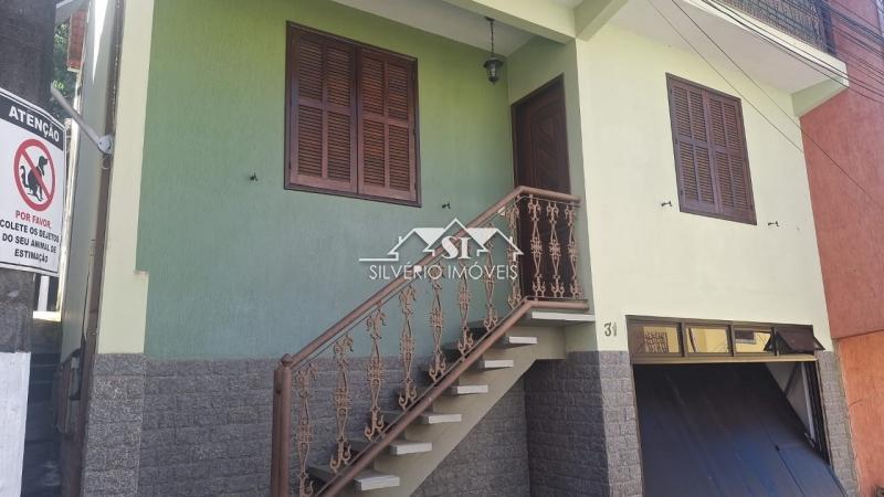 Casa à venda com 2 quartos, 120m² - Foto 2
