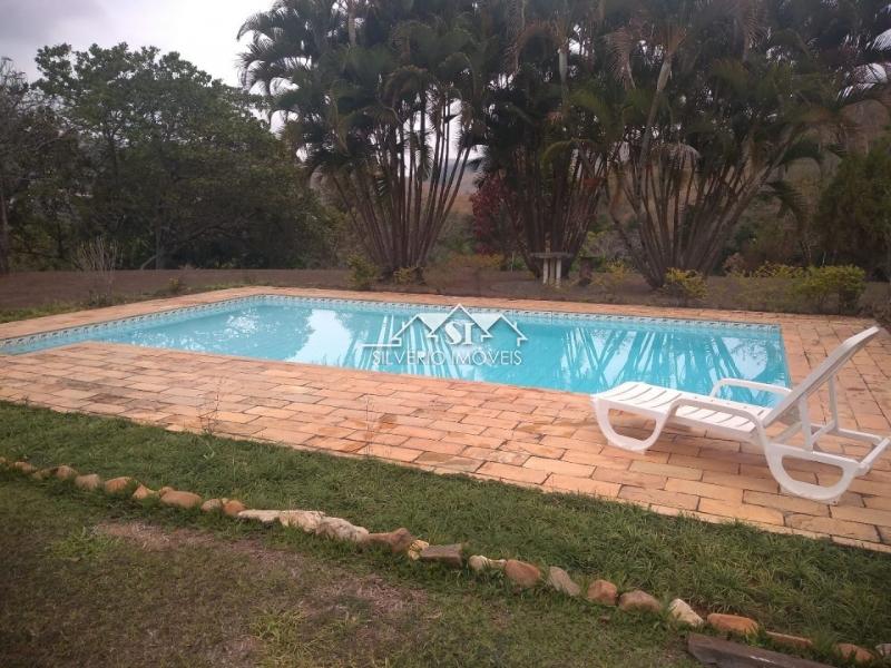 Sítio à venda com 3 quartos, 250m² - Foto 6