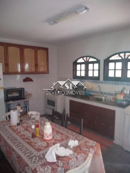 Sítio à venda com 3 quartos, 250m² - Foto 10