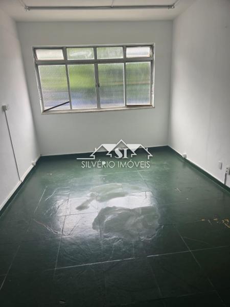 Sala  em Corrêas - Petrópolis/RJ 