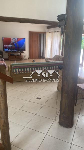 Casa para alugar com 4 quartos, 250m² - Foto 22