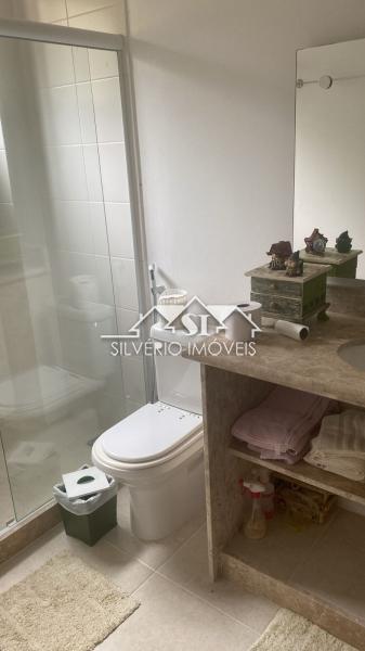 Casa para alugar com 4 quartos, 250m² - Foto 18