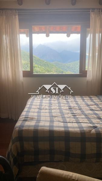 Casa para alugar com 4 quartos, 250m² - Foto 23