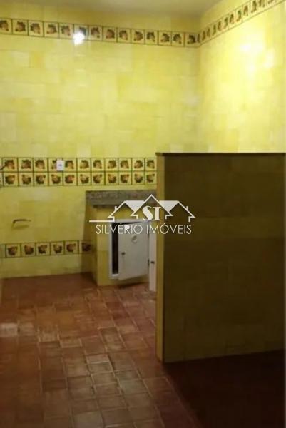 Apartamento para alugar com 3 quartos, 145m² - Foto 2