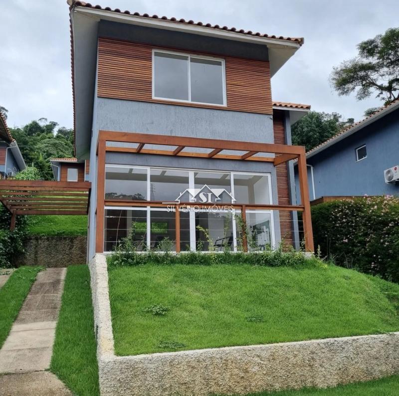 Casa à venda com 3 quartos, 130m² - Foto 2