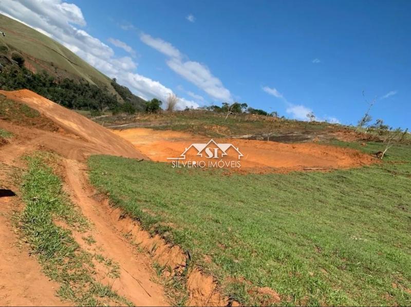 Terreno à venda, 3315m² - Foto 8