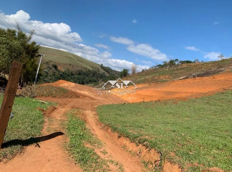 Terreno à venda, 3315m² - Foto 9