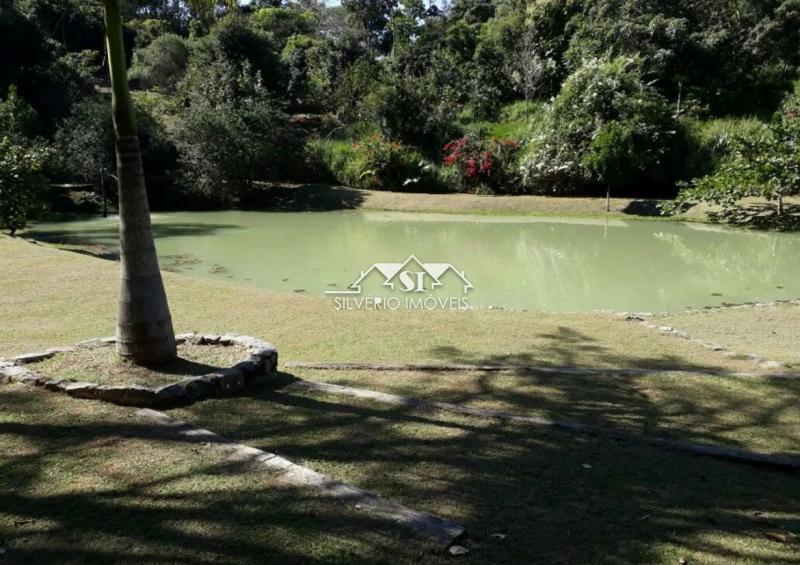Casa à venda com 3 quartos, 250m² - Foto 19