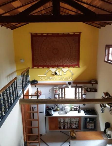 Casa à venda com 3 quartos, 250m² - Foto 8