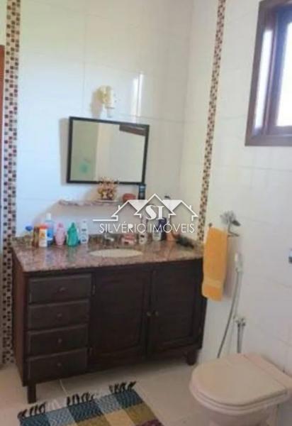 Casa à venda com 3 quartos, 250m² - Foto 14