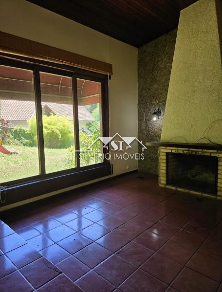 Casa à venda com 3 quartos, 250m² - Foto 15