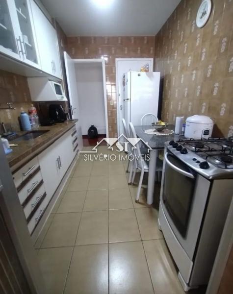 Apartamento à venda com 2 quartos, 97m² - Foto 3