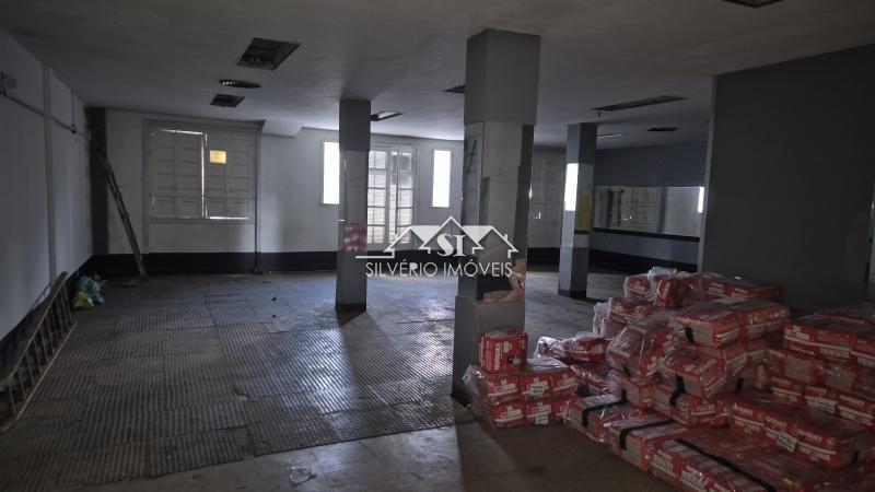 Depósito-Galpão-Armazém para alugar, 300m² - Foto 4