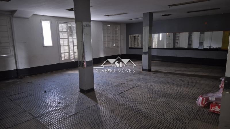 Depósito-Galpão-Armazém para alugar, 300m² - Foto 5