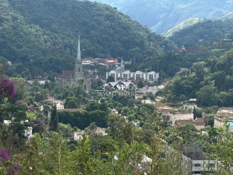 Casa à venda com 5 quartos, 700m² - Foto 3
