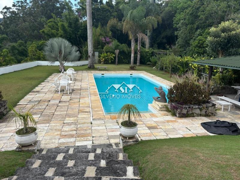 Casa à venda com 5 quartos, 700m² - Foto 10