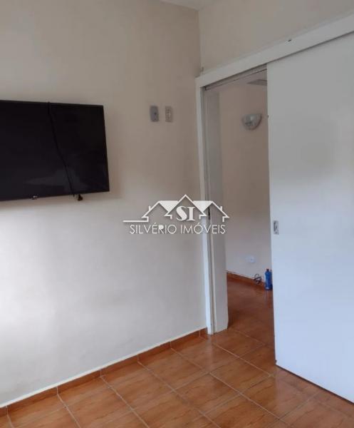 Apartamento à venda com 1 quarto, 32m² - Foto 2
