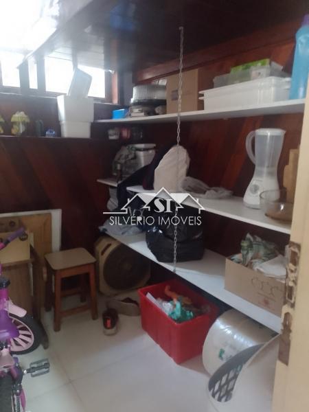 Casa de Condomínio à venda com 5 quartos, 138m² - Foto 9