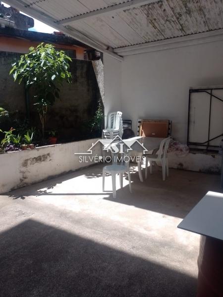 Casa de Condomínio à venda com 5 quartos, 138m² - Foto 12