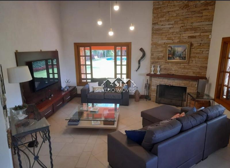Casa para alugar com 5 quartos, 190m² - Foto 17