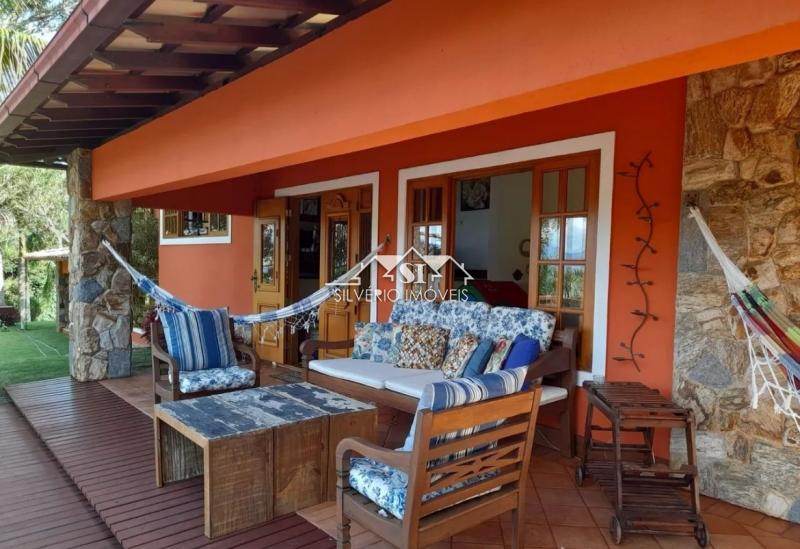 Casa para alugar com 5 quartos, 190m² - Foto 4